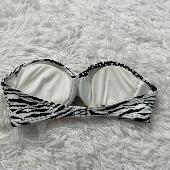 Victorias Secret The Knockout Bandeau Bikini Top - Picture 2 of 4
